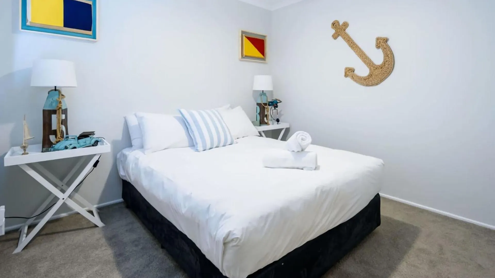 Stunning Riverside Hinterland Retreat Gold Coast Apartment